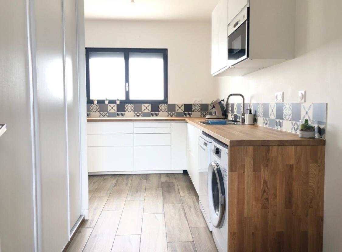Loft Evasion , Parking Gratuit , 5 Min Auxerre Lägenhet Monéteau Exteriör bild